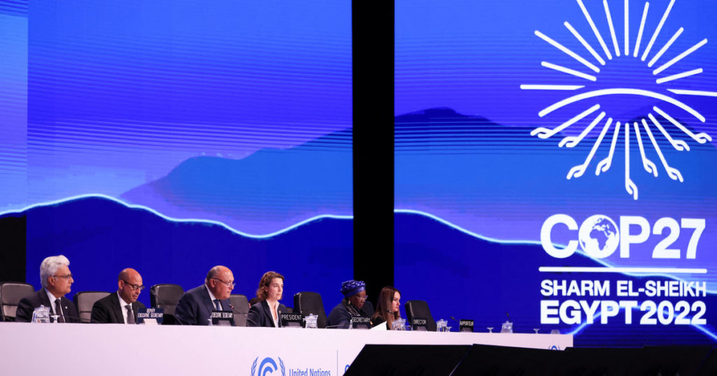 La COP27 s’achève avec un accord sur l’aide aux pays pauvres mais sans nouvelles mesures contre le réchauffement