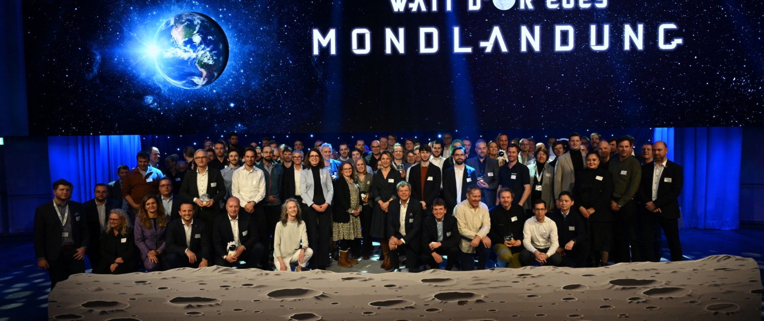 Applaudissements nourris pour les lauréates du Watt d’Or 2025 lors de la remise des prix à Berne