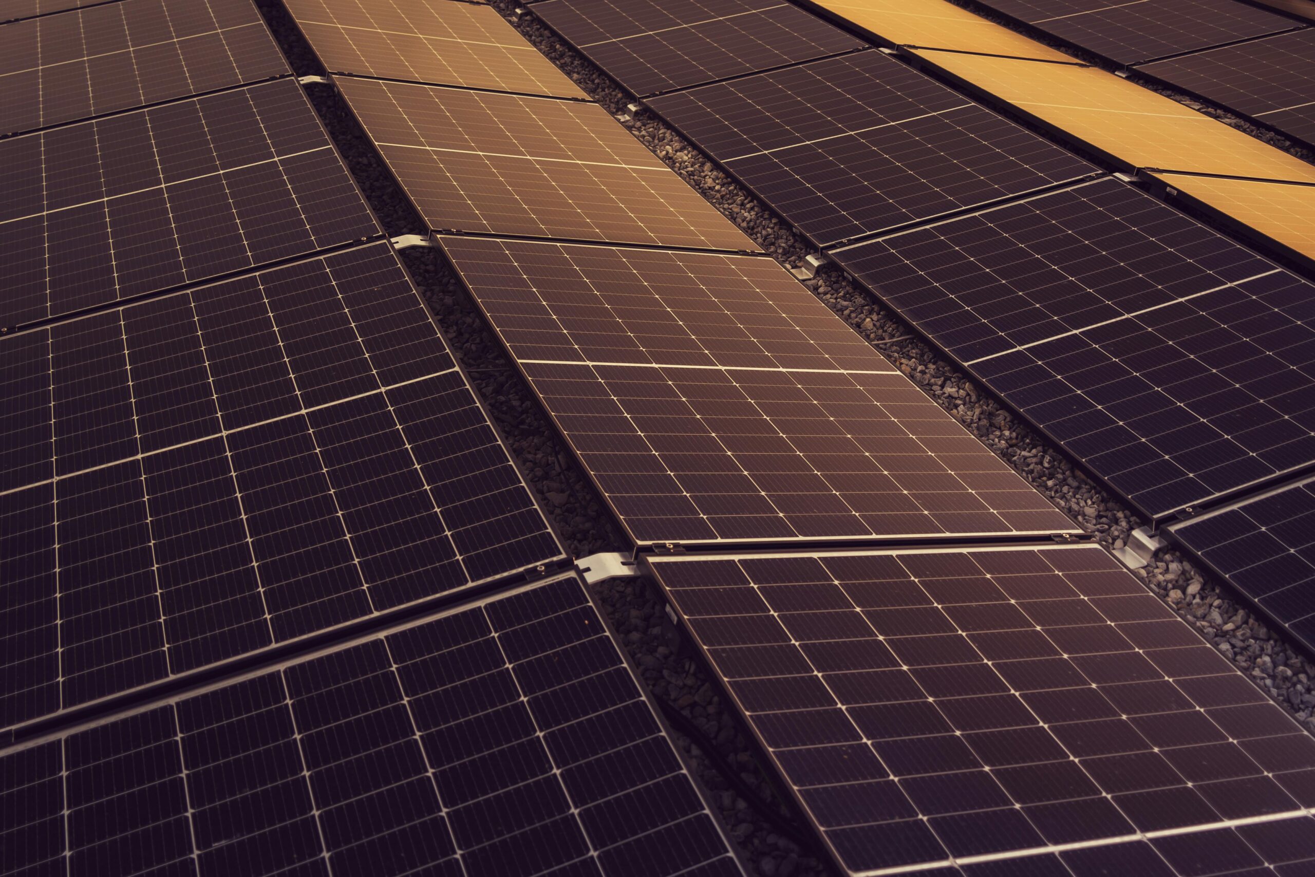 Ukraine’s ‘twin cities’ project funds solar for community energy resilience